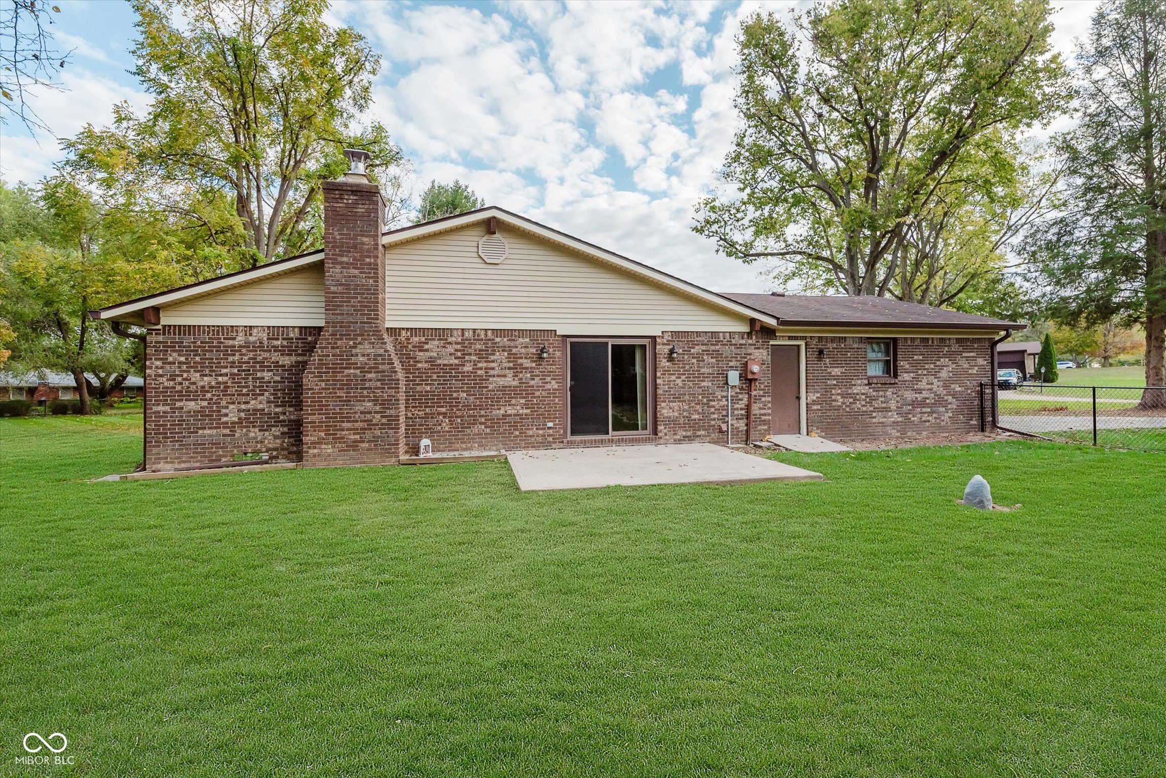 2404 Postmaster Lane Greenfield, IN 46140 - Photo 27 of 29