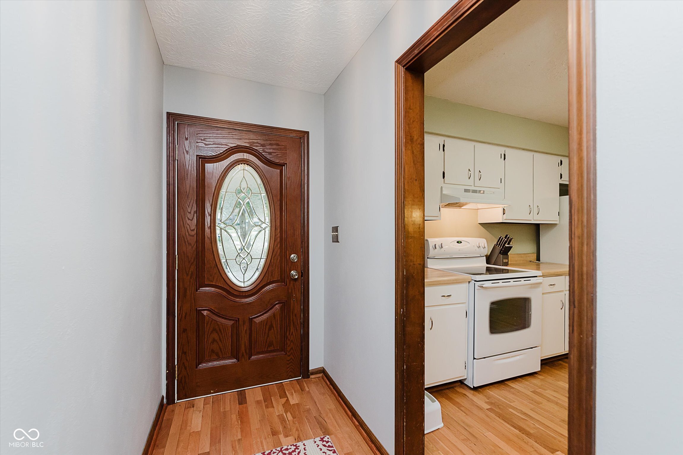 2404 Postmaster Lane Greenfield, IN 46140 - Photo 4 of 29