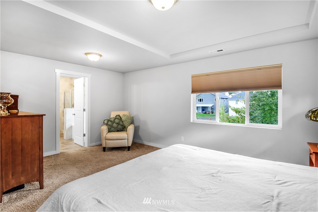 33 159th Street Southeast Bothell, WA 98012 - Photo 13 of 31