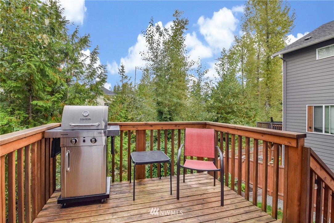 33 159th Street Southeast Bothell, WA 98012 - Photo 22 of 31