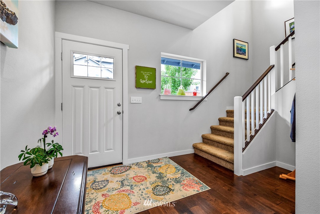 33 159th Street Southeast Bothell, WA 98012 - Photo 4 of 31
