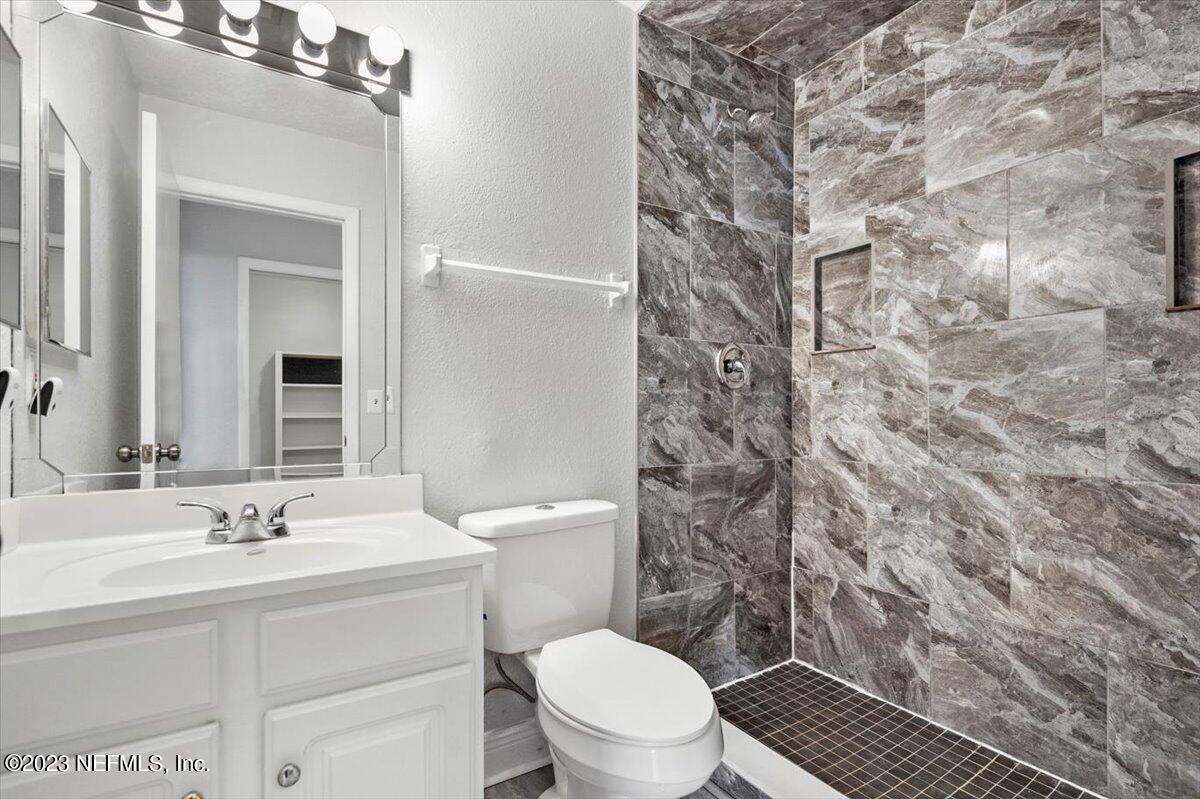 4915 Baymeadows Road, Unit 13D Jacksonville, FL 32217 - Photo 7 of 46 27-4915 Baymeadows Rd (27)