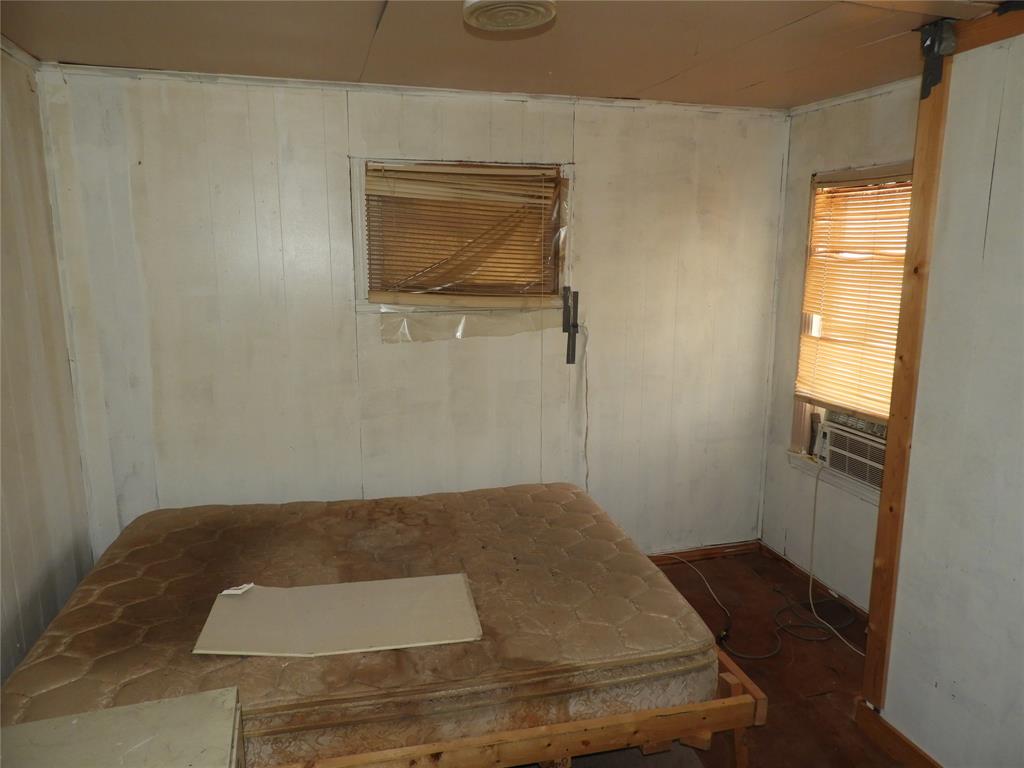 208 Reeves Street Winters, TX 79567 - Photo 10 of 14 a view of staircase