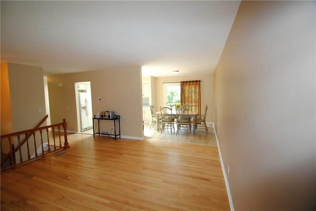 1247 Middle Road Henrietta, NY 14543 - Photo 14 of 35