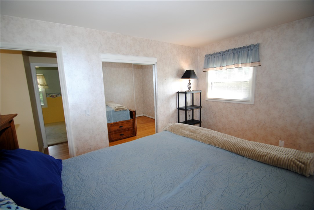 1247 Middle Road Henrietta, NY 14543 - Photo 17 of 35