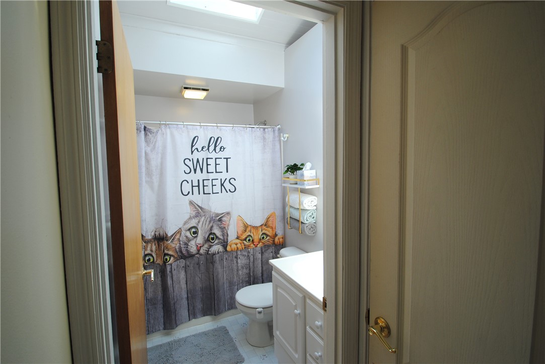 1247 Middle Road Henrietta, NY 14543 - Photo 20 of 35