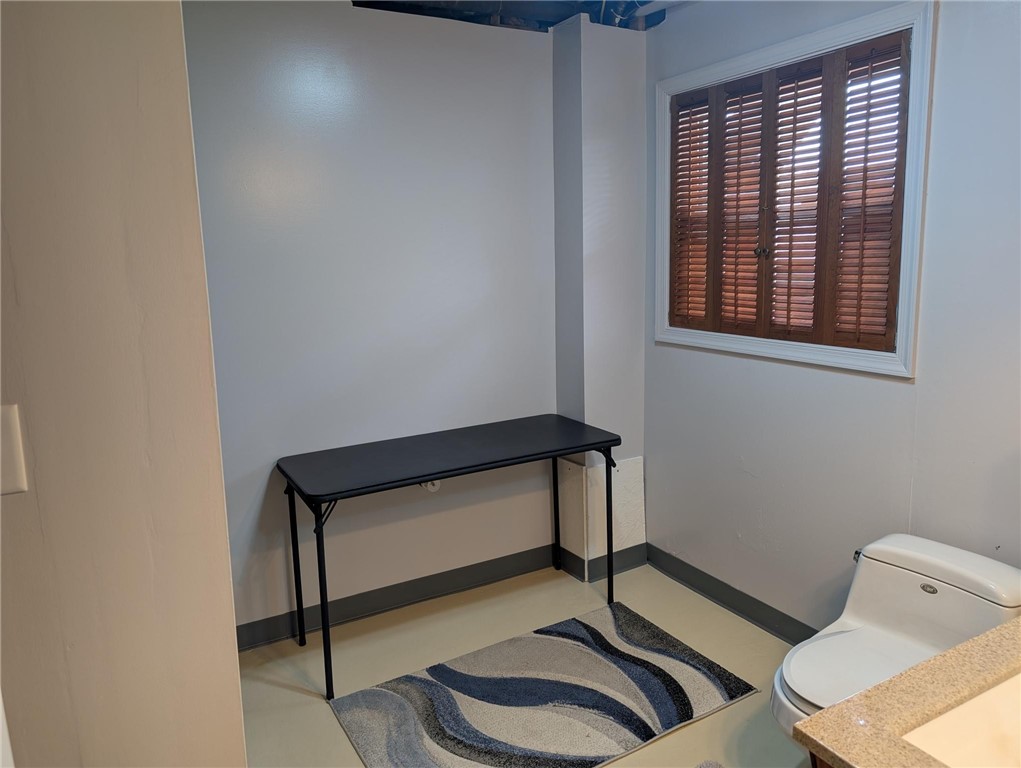 1247 Middle Road Henrietta, NY 14543 - Photo 29 of 35