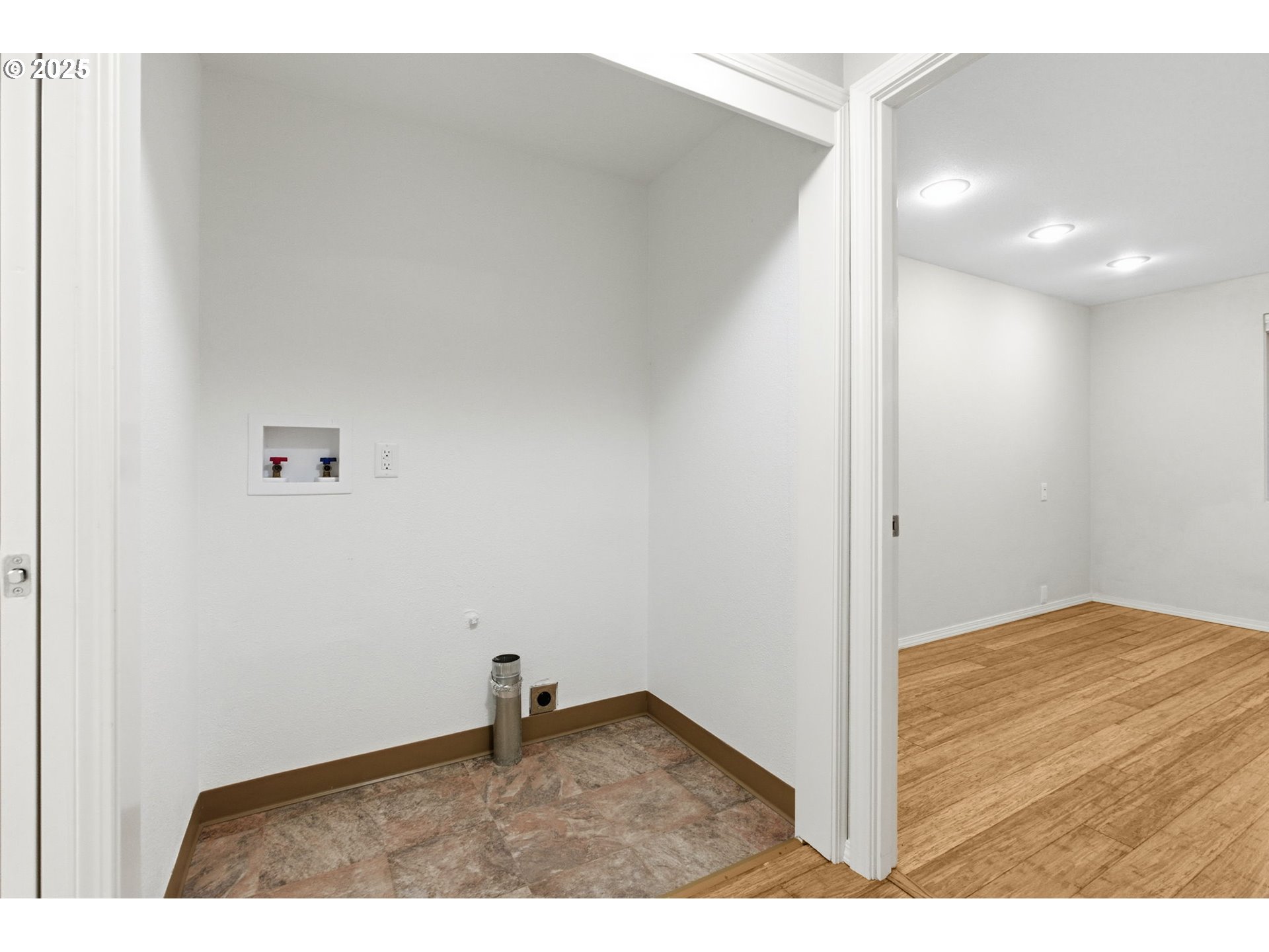 17 Westbrook Way Eugene, OR 97405 - Photo 22 of 26