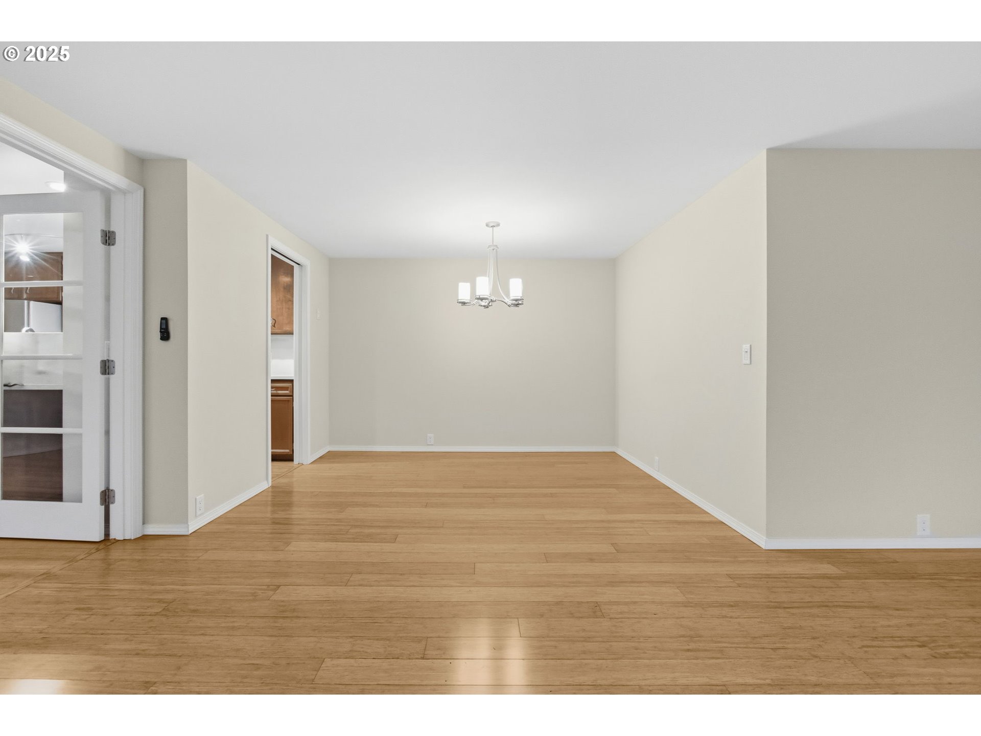 17 Westbrook Way Eugene, OR 97405 - Photo 6 of 26