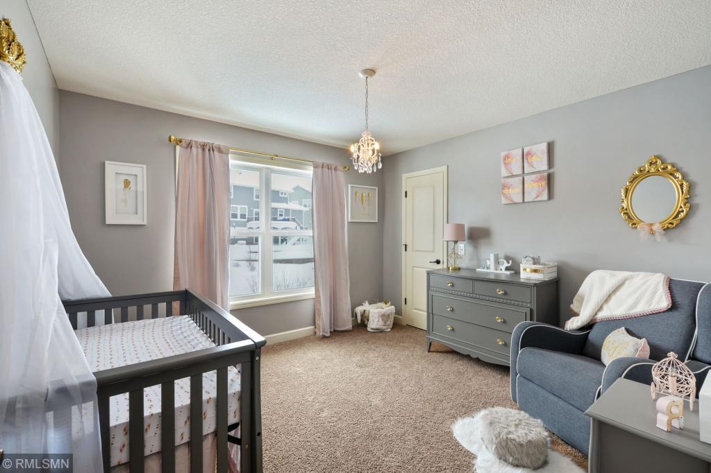 225 Lakeview Road East Chanhassen, MN 55317 - Photo 11 of 18 Gallery Image 11