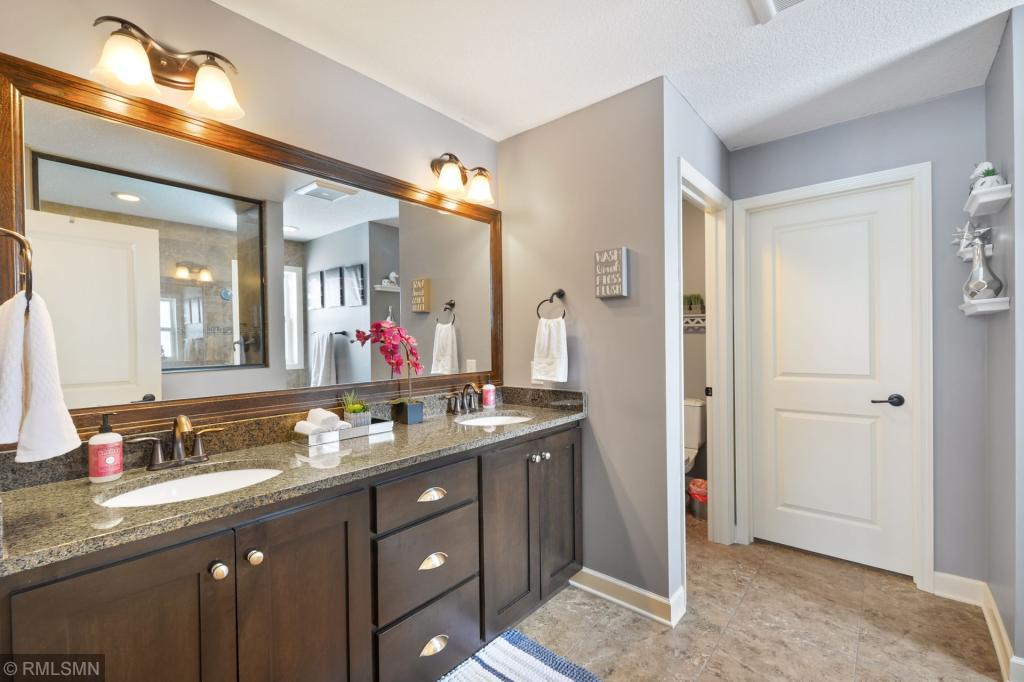 225 Lakeview Road East Chanhassen, MN 55317 - Photo 8 of 18 Gallery Image 8
