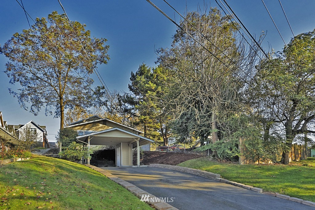 4028 Renton Avenue South Seattle, WA 98108 - Photo 1 of 24