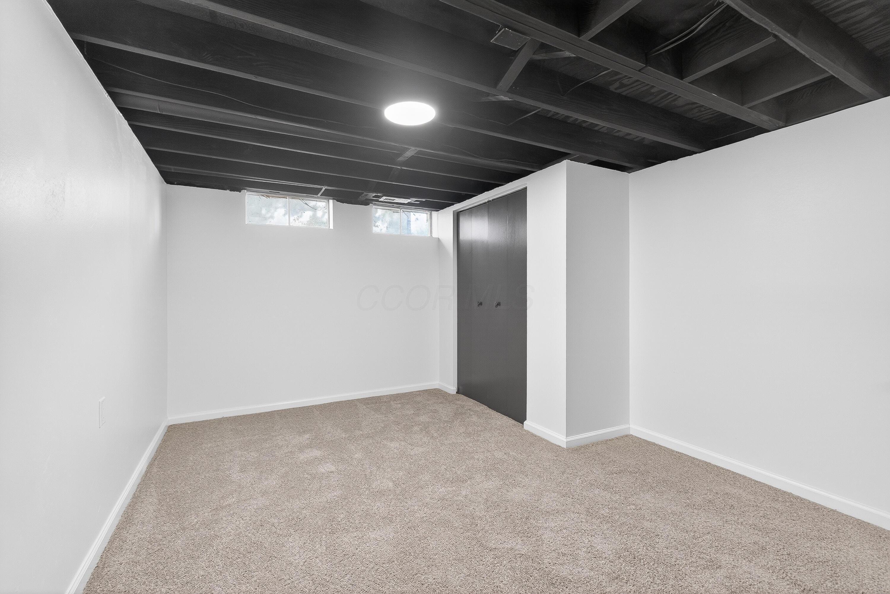 5084 Refugee Road Columbus, OH 43232 - Photo 25 of 37