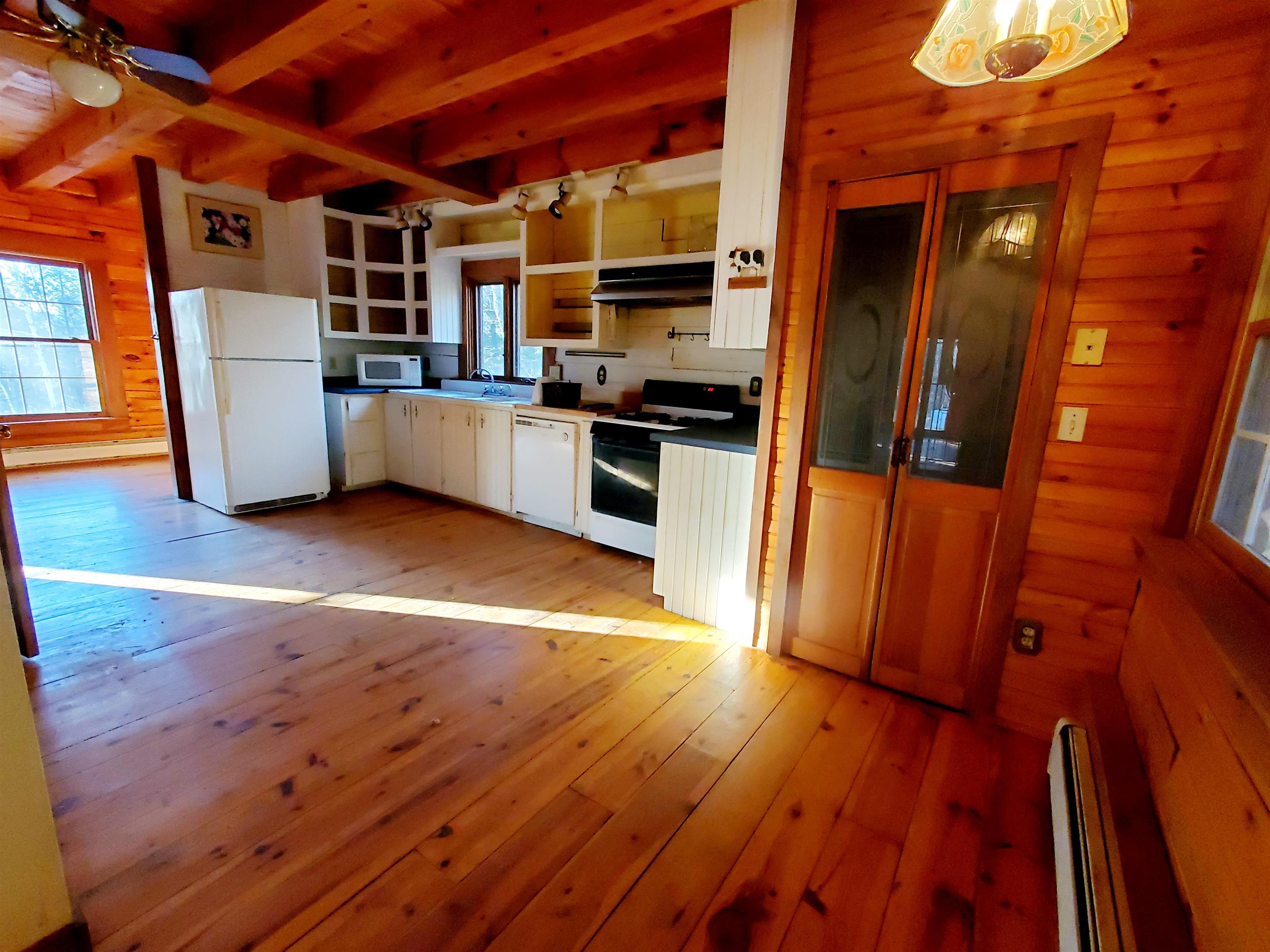 119 Searle Hill Road Danbury, NH 03230 - Photo 9 of 34