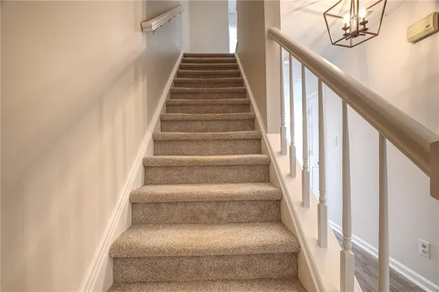 $1,950 | 587 Wedgewood Drive, Alpharetta, GA 30009