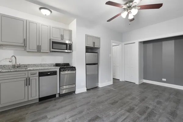 $1,475 | 4555 North Malden Street, Unit 218, Chicago, IL 60640