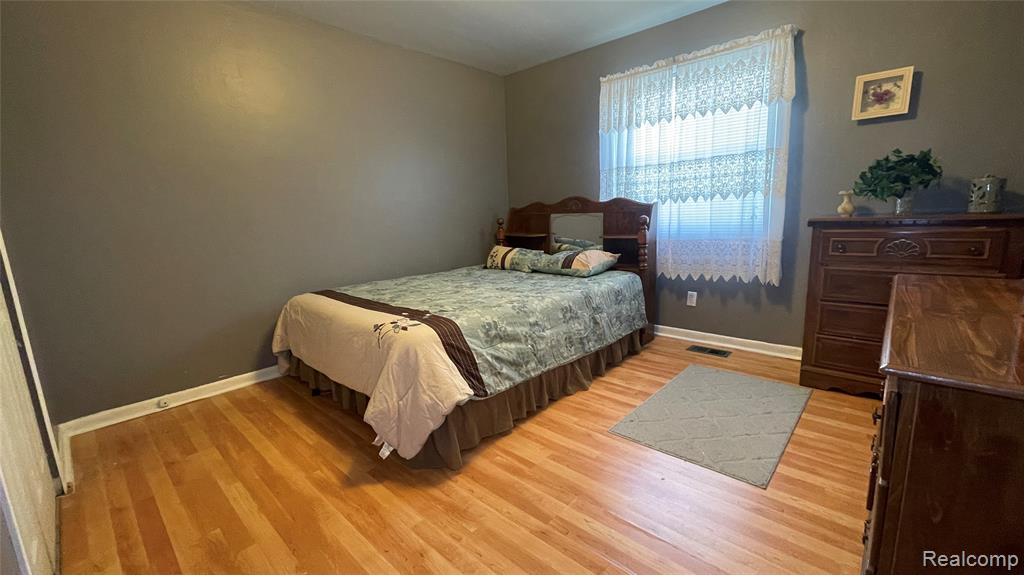 7120 Lapeer Road Davison, MI 48423 - Photo 26 of 48