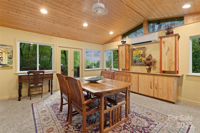 $599,000 | 219 Kentwood Lane, Pisgah Forest, NC 28768