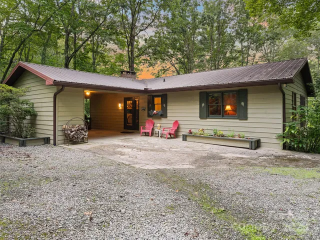 $599,000 | 219 Kentwood Lane, Pisgah Forest, NC 28768