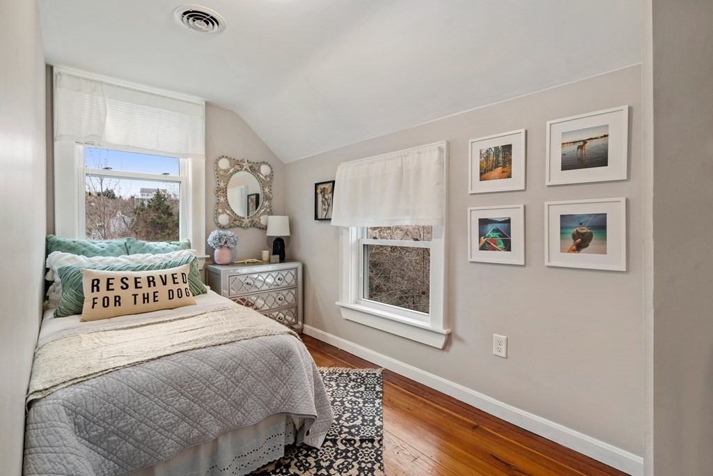 21 Atherton Road Hull, MA 02045 - Photo 18 of 31 Gallery Image 18