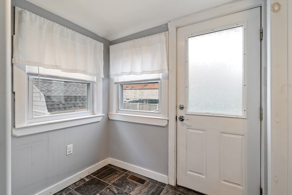 21 Atherton Road Hull, MA 02045 - Photo 26 of 31 Gallery Image 26