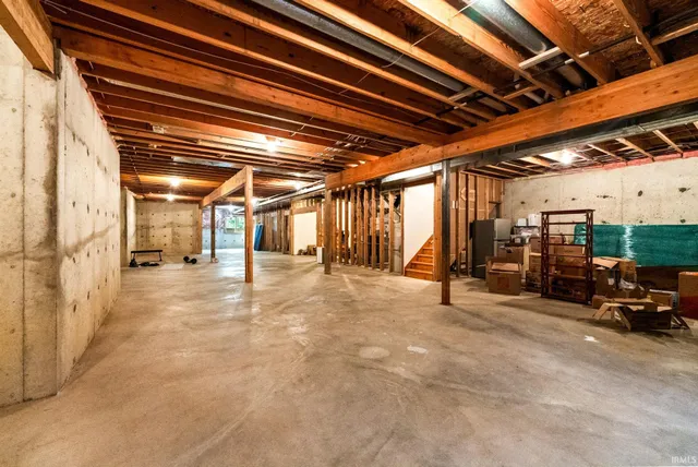 $719,900 | 5510 Pine Oak Court, Fort Wayne, IN 46835