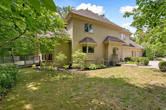 $719,900 | 5510 Pine Oak Court, Fort Wayne, IN 46835