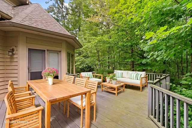 $719,900 | 5510 Pine Oak Court, Fort Wayne, IN 46835