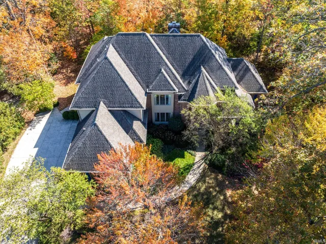 $719,900 | 5510 Pine Oak Court, Fort Wayne, IN 46835