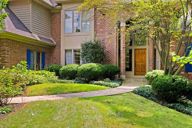 $719,900 | 5510 Pine Oak Court, Fort Wayne, IN 46835