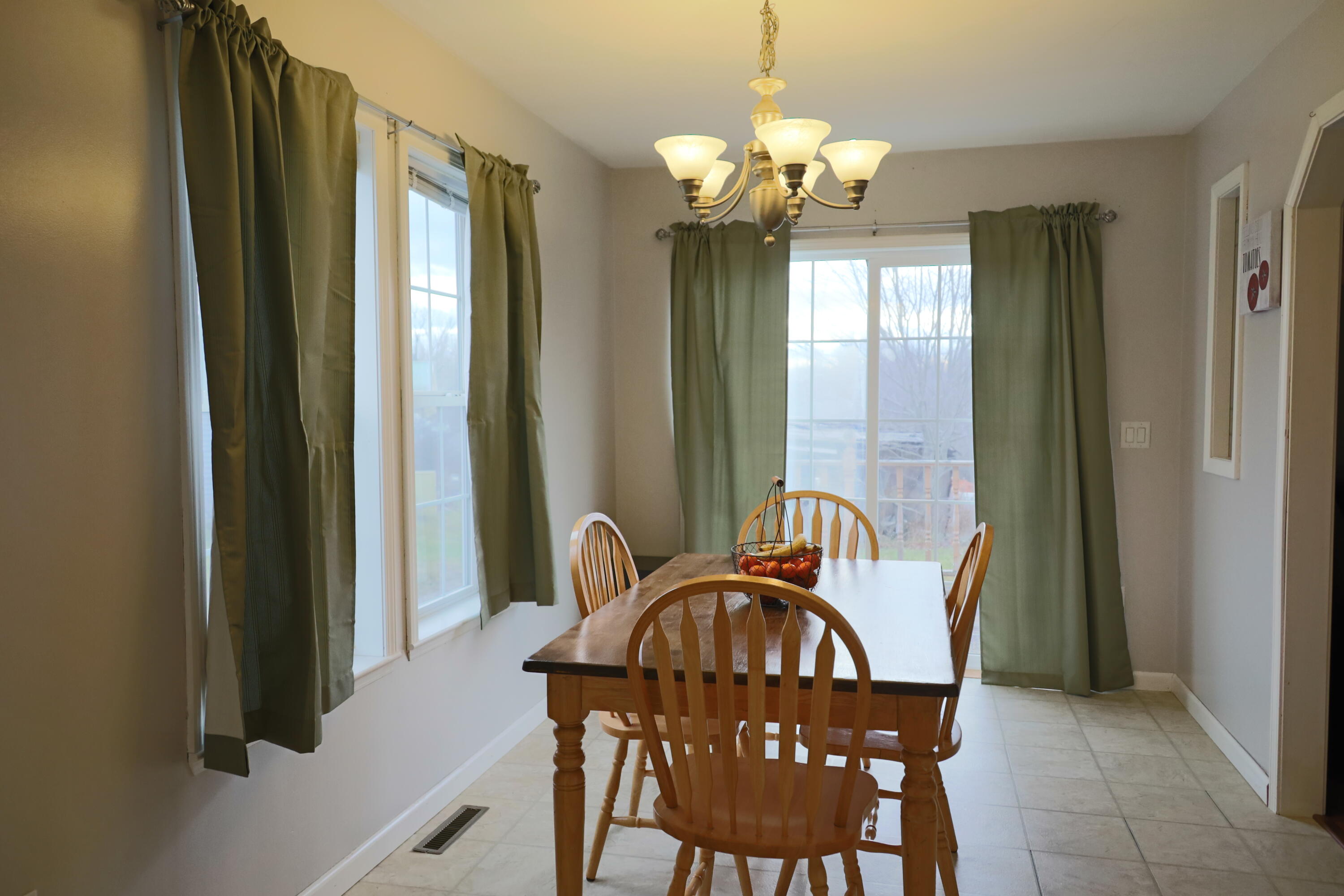 244 Military Road Greenbush, ME 04418 - Photo 6 of 37 Dining1