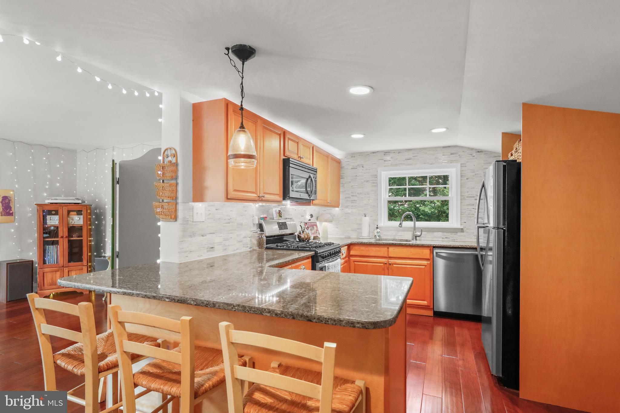 396 Tansboro Road Berlin, NJ 08009 - Photo 6 of 33