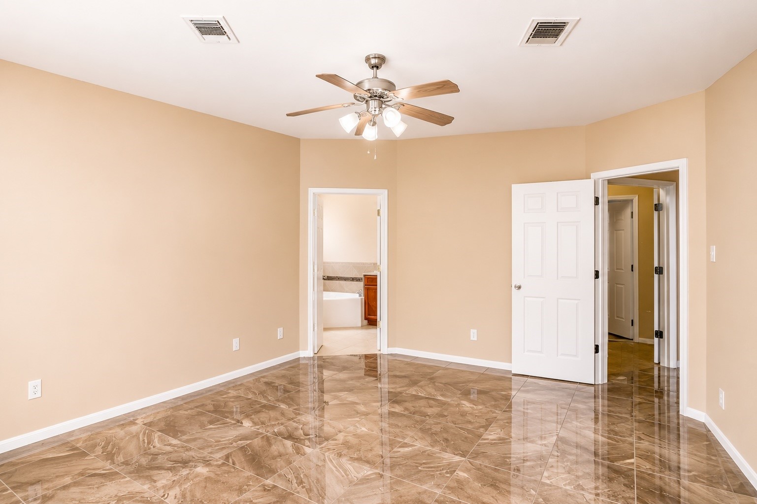 6818 Russelfield Lane Houston, TX 77049 - Photo 23 of 50 Gallery Image 23