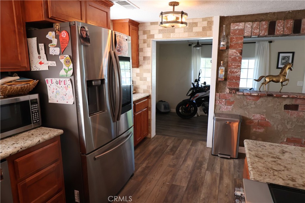 1910 Grant Corning, CA 96021 - Photo 21 of 58 Gallery Image 21