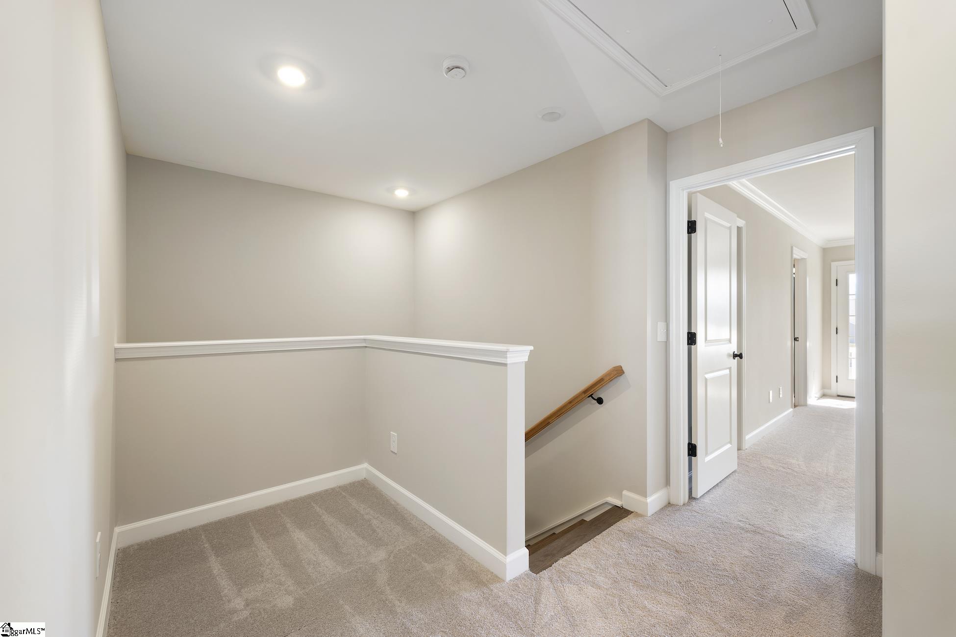 348 Nettle Lane Greenville, SC 29607 - Photo 10 of 32 Gallery Image 10