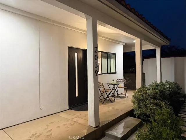 $2,850 | 2039 Casa Grande Street, Pasadena, CA 91104