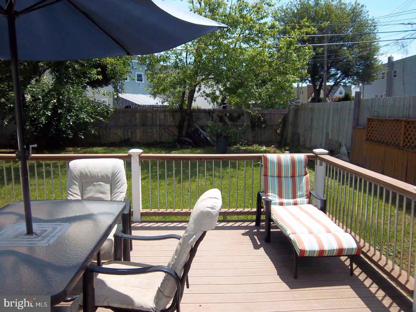 2811 Welsh Road Philadelphia, PA 19152 - Photo 12 of 24 Deck