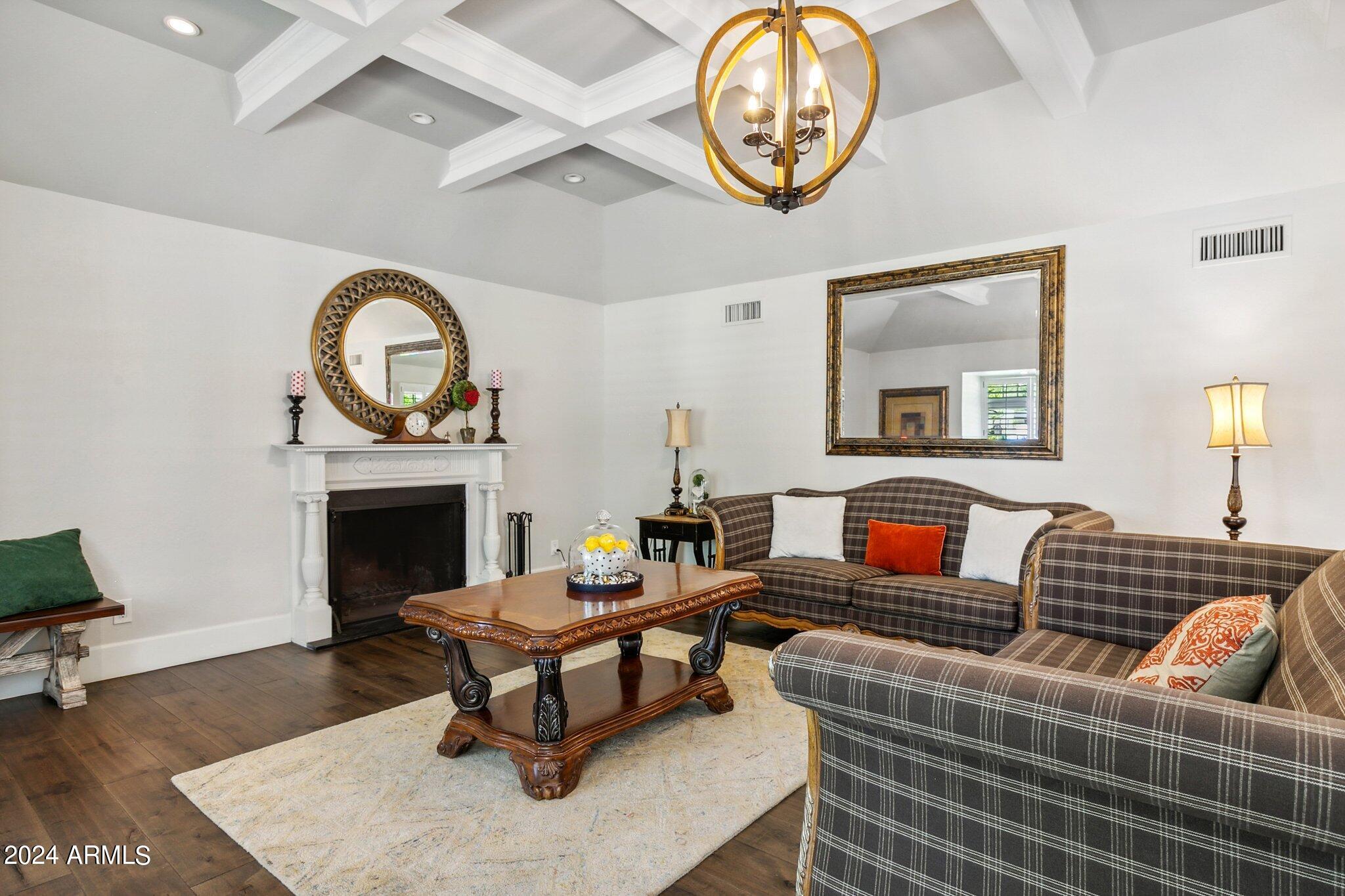 101 West Kaler Drive Phoenix, AZ 85021 - Photo 12 of 27 23-web-or-mls-101-w-kaler-dr