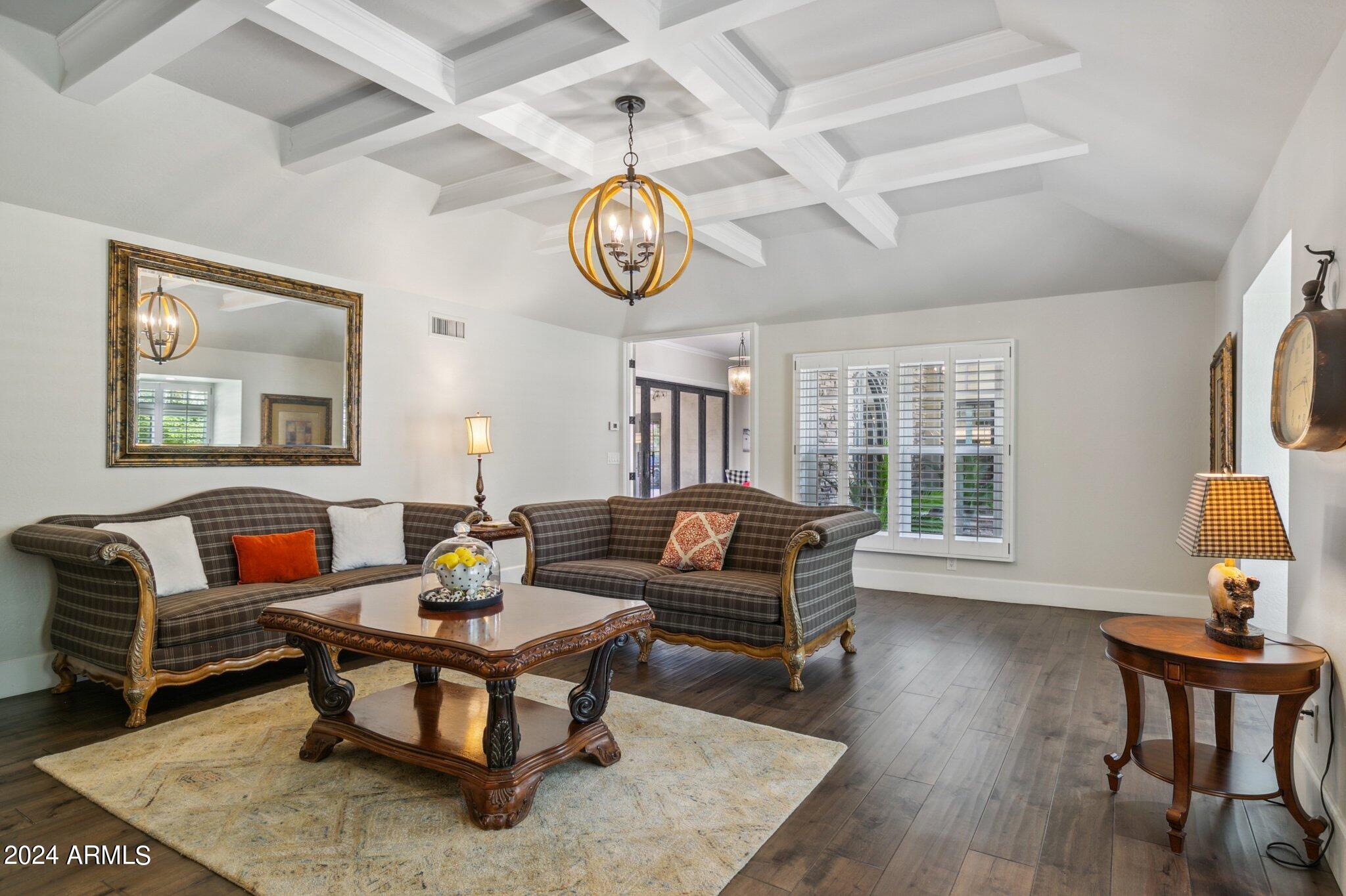 101 West Kaler Drive Phoenix, AZ 85021 - Photo 13 of 27 24-web-or-mls-101-w-kaler-dr