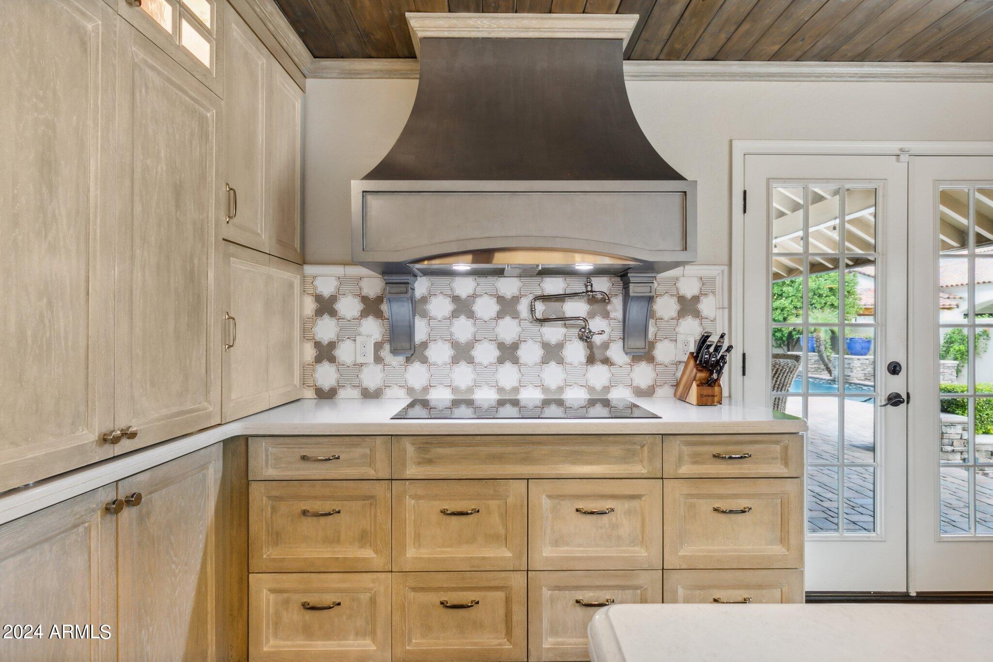 101 West Kaler Drive Phoenix, AZ 85021 - Photo 10 of 27 18-web-or-mls-101-w-kaler-dr