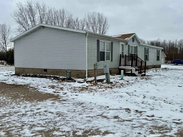 $219,900 | 5075 Shamrock Way, Little Suamico, WI 54141