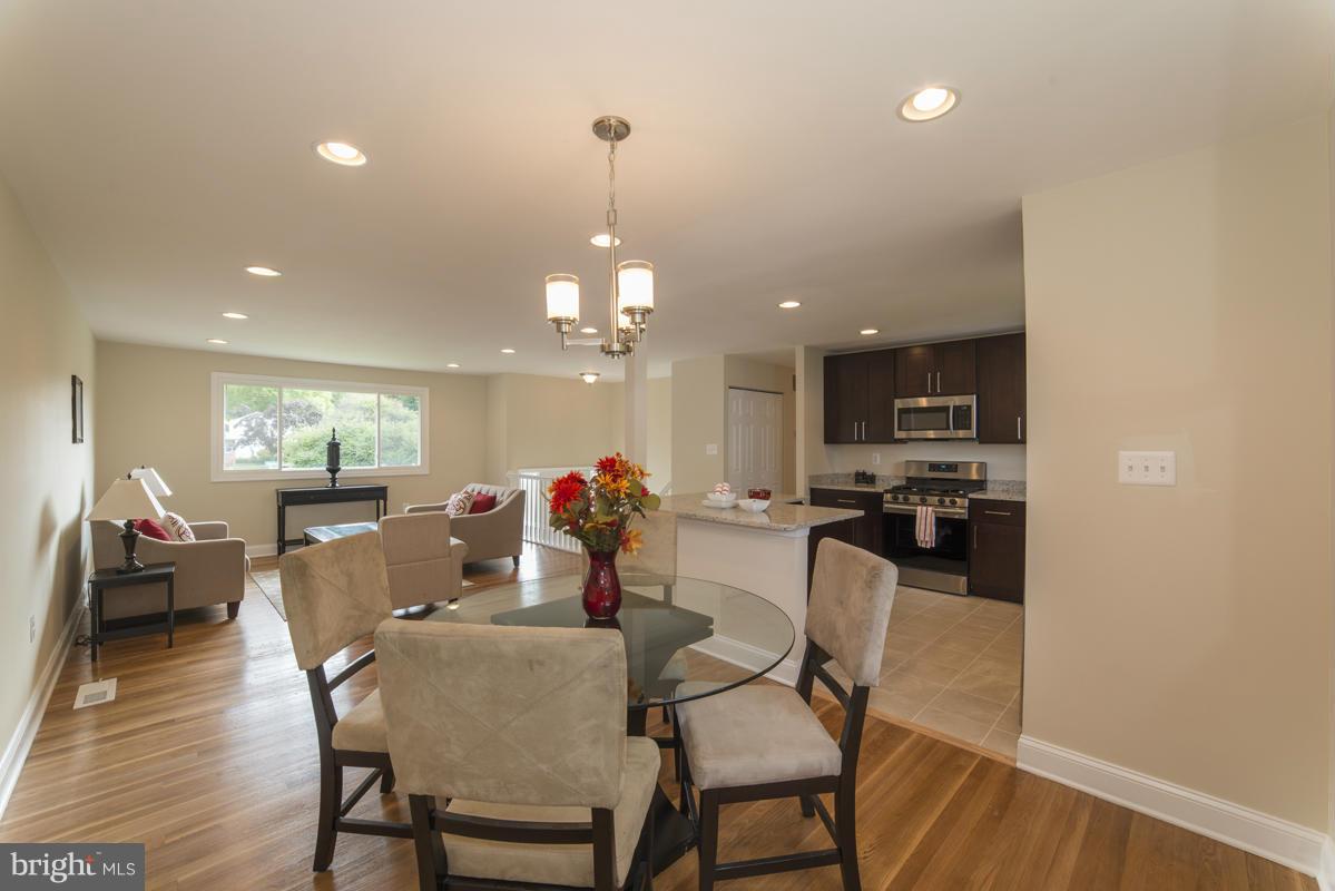 3930 Algiers Road Randallstown, MD 21133 - Photo 8 of 26 Dining Room