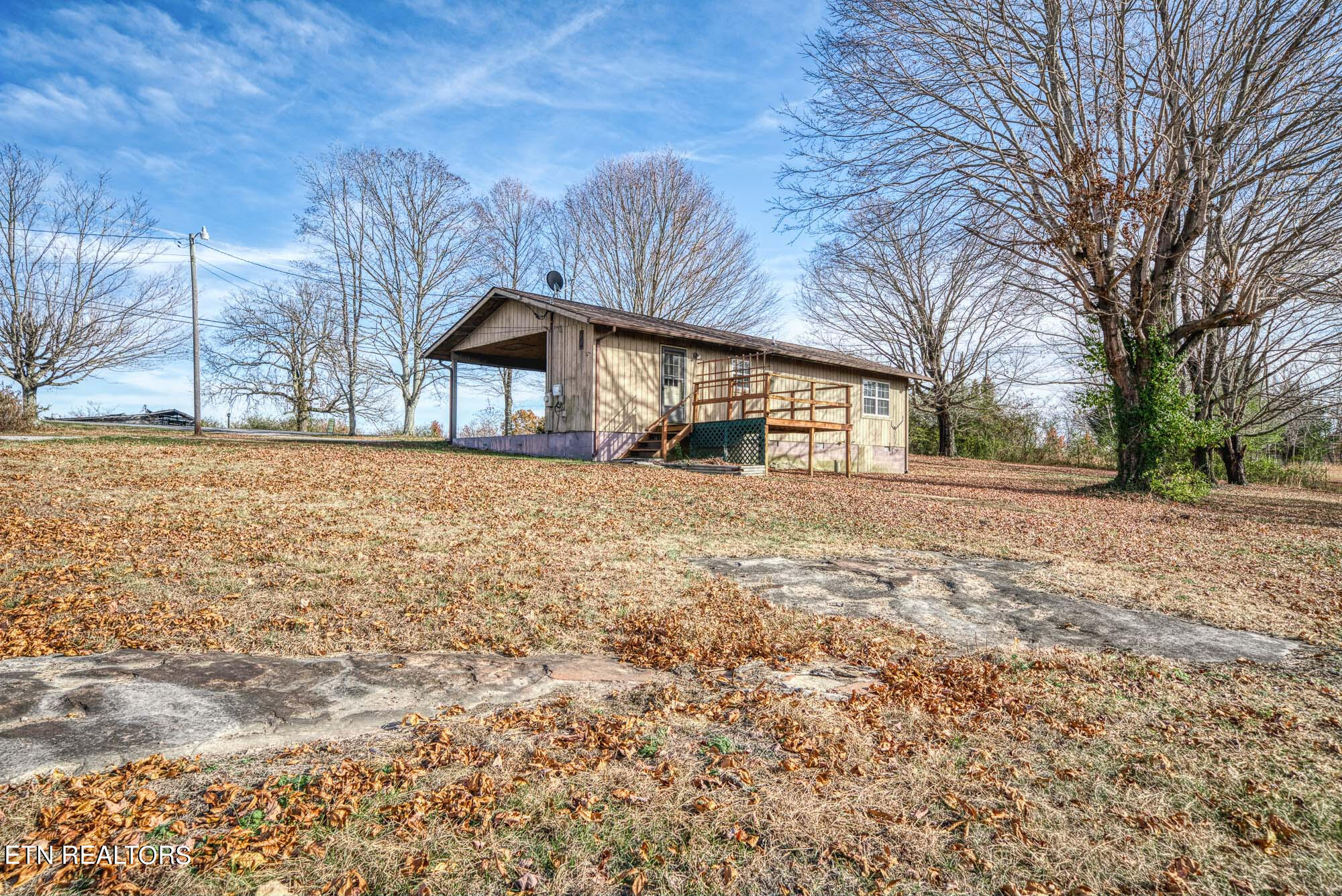 642 Vandever Road Crossville, TN 38572 - Photo 6 of 23 mls-642 Vandever Rd-83-2
