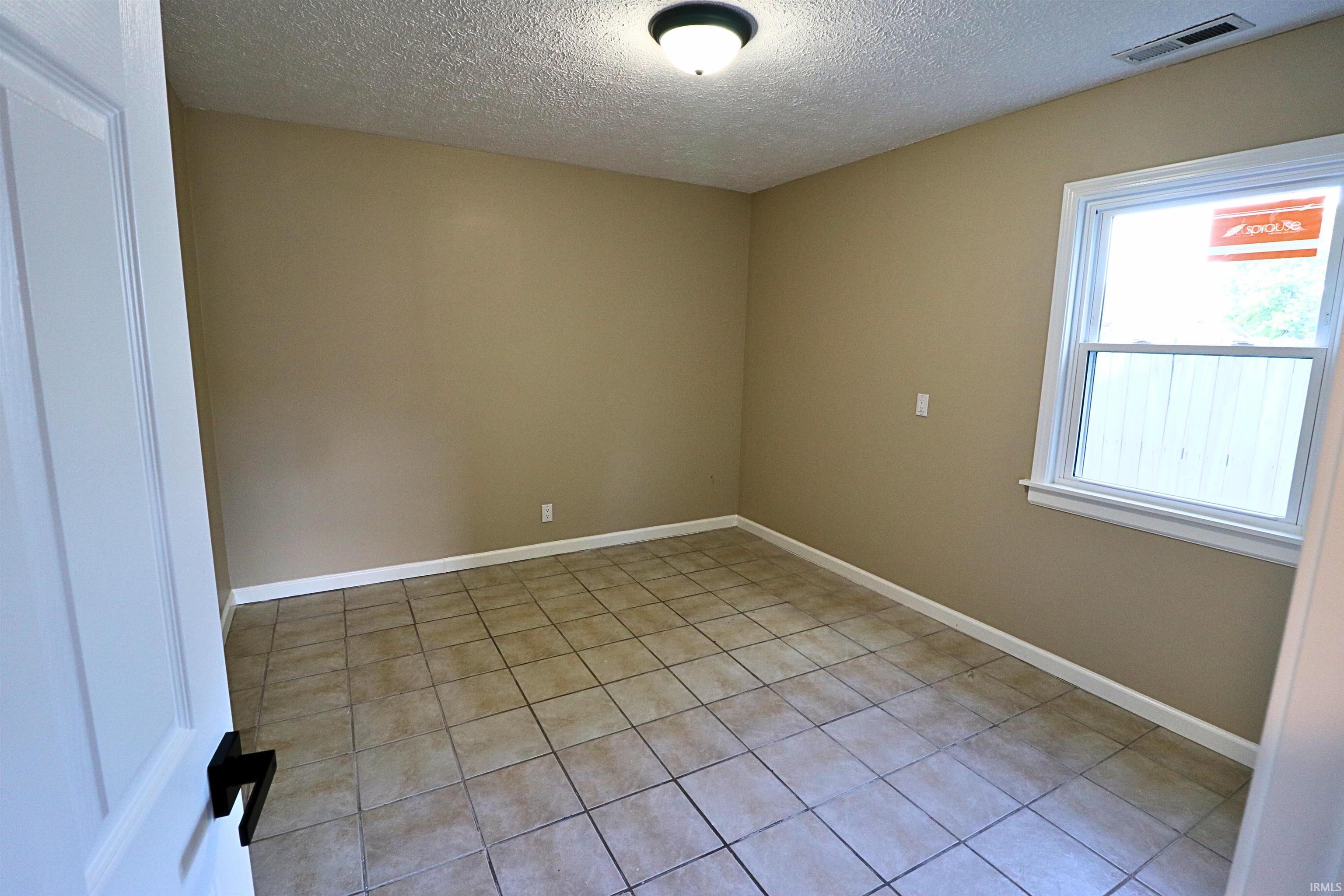 1405 Rochelle Drive Lafayette, IN 47909 - Photo 11 of 18