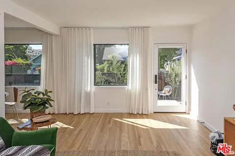 $3,600 | 1964 Vista Del Mar Avenue, Los Angeles, CA 90068