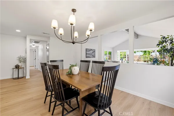 $999,000 | 8923 Etiwanda Avenue, Northridge, CA 91325