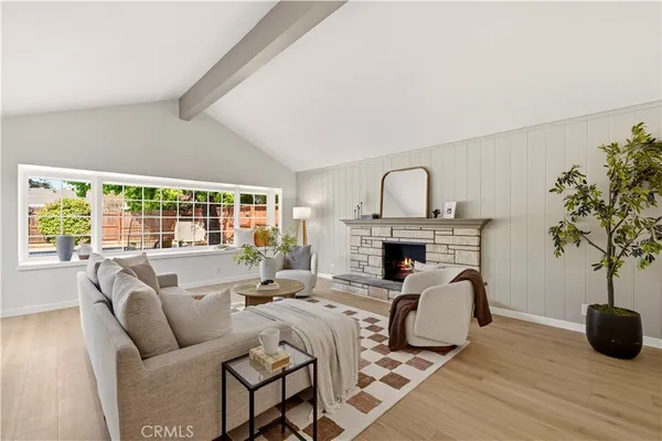 $999,000 | 8923 Etiwanda Avenue, Northridge, CA 91325