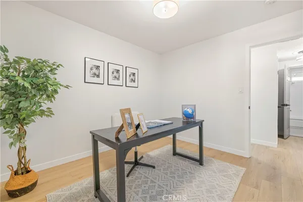 $999,000 | 8923 Etiwanda Avenue, Northridge, CA 91325