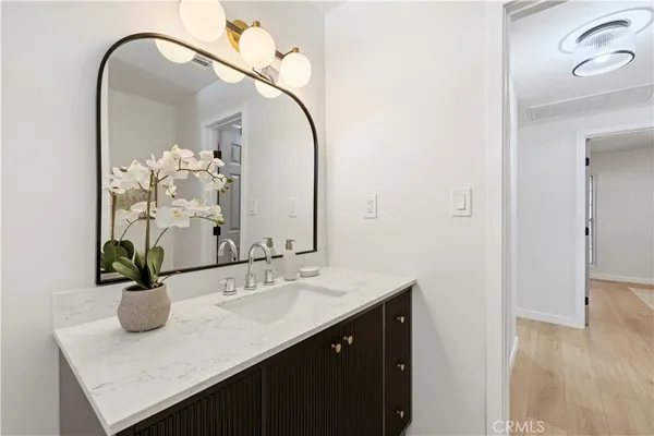 $999,000 | 8923 Etiwanda Avenue, Northridge, CA 91325