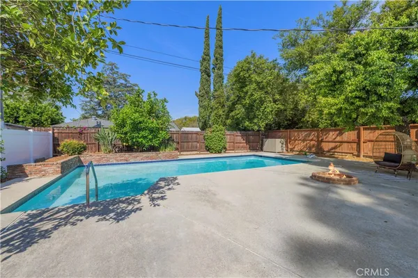 $999,000 | 8923 Etiwanda Avenue, Northridge, CA 91325